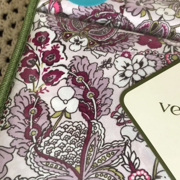 Vera Bradley Pink and Purple Floral Sheet Set - Picture 4 of 9
